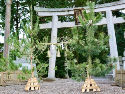 大屋神社の門松作り